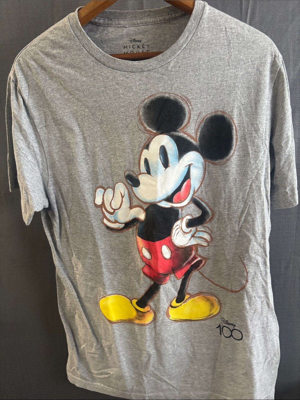 Mouse Gray Adult Graphic Tee - Gray/Red/Yellow